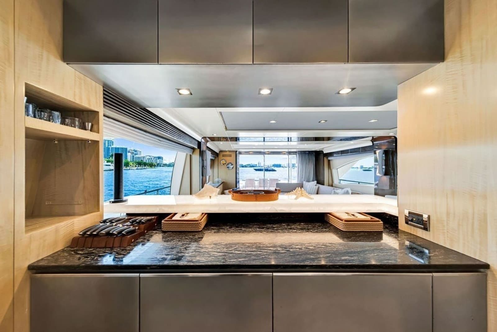 2017 Azimut 84 - Photo 62