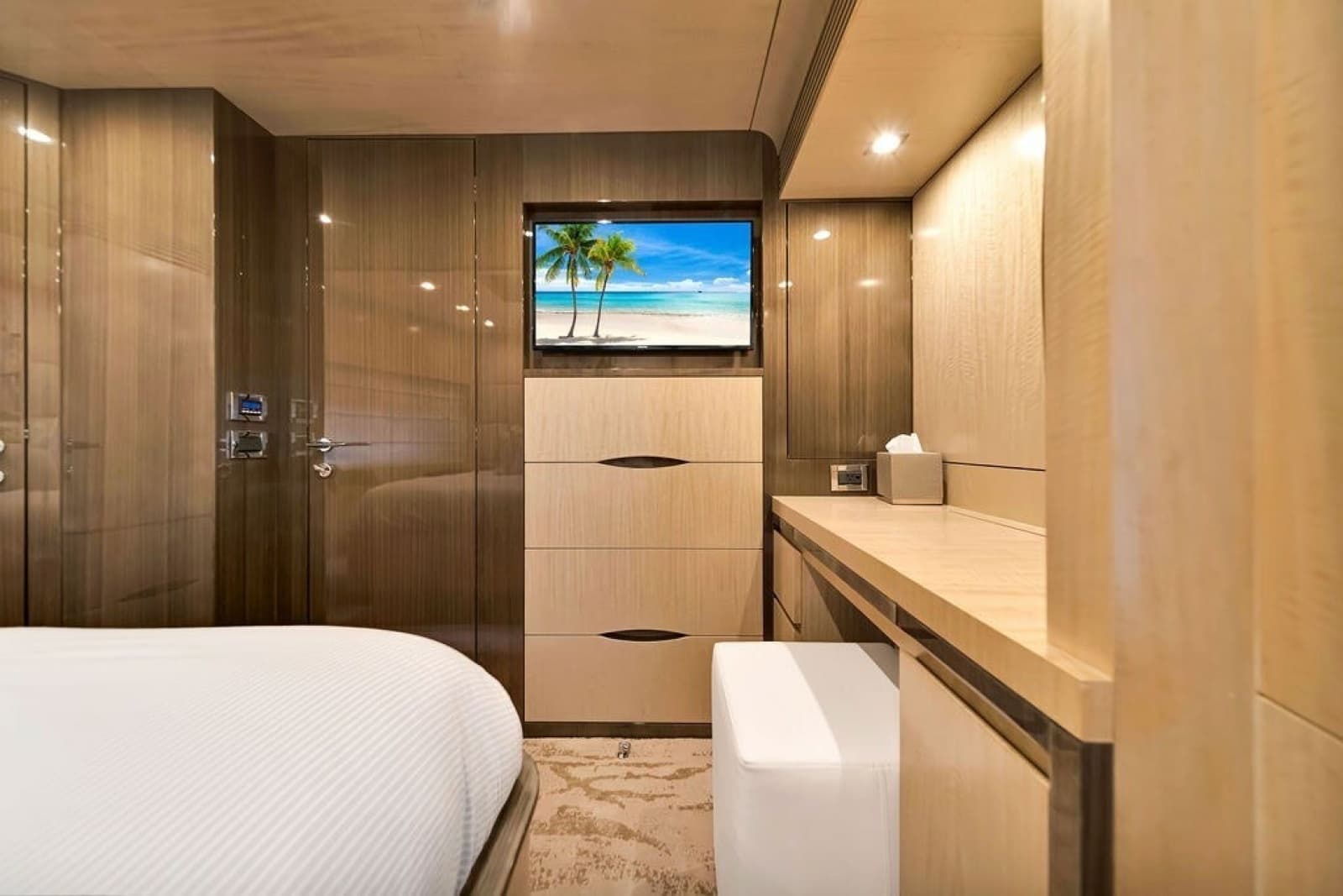 2017 Azimut 84 - Photo 73