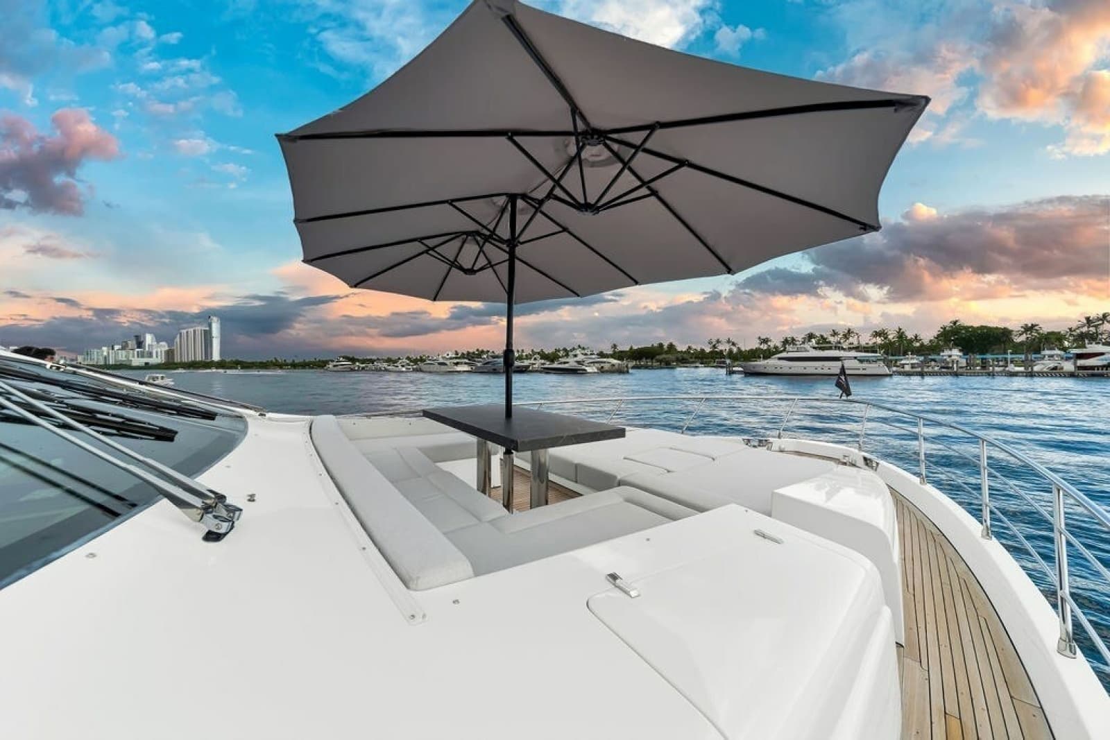 2017 Azimut 84 - Photo 38