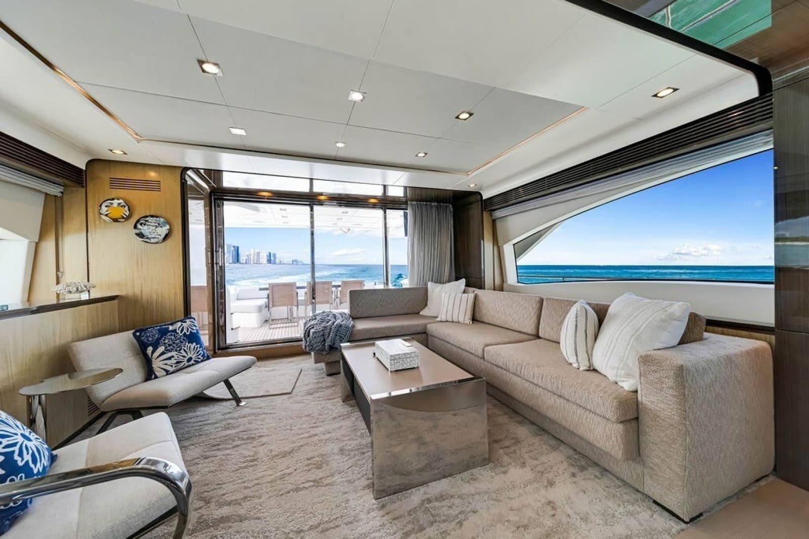 2017 Azimut 84 - Photo 47