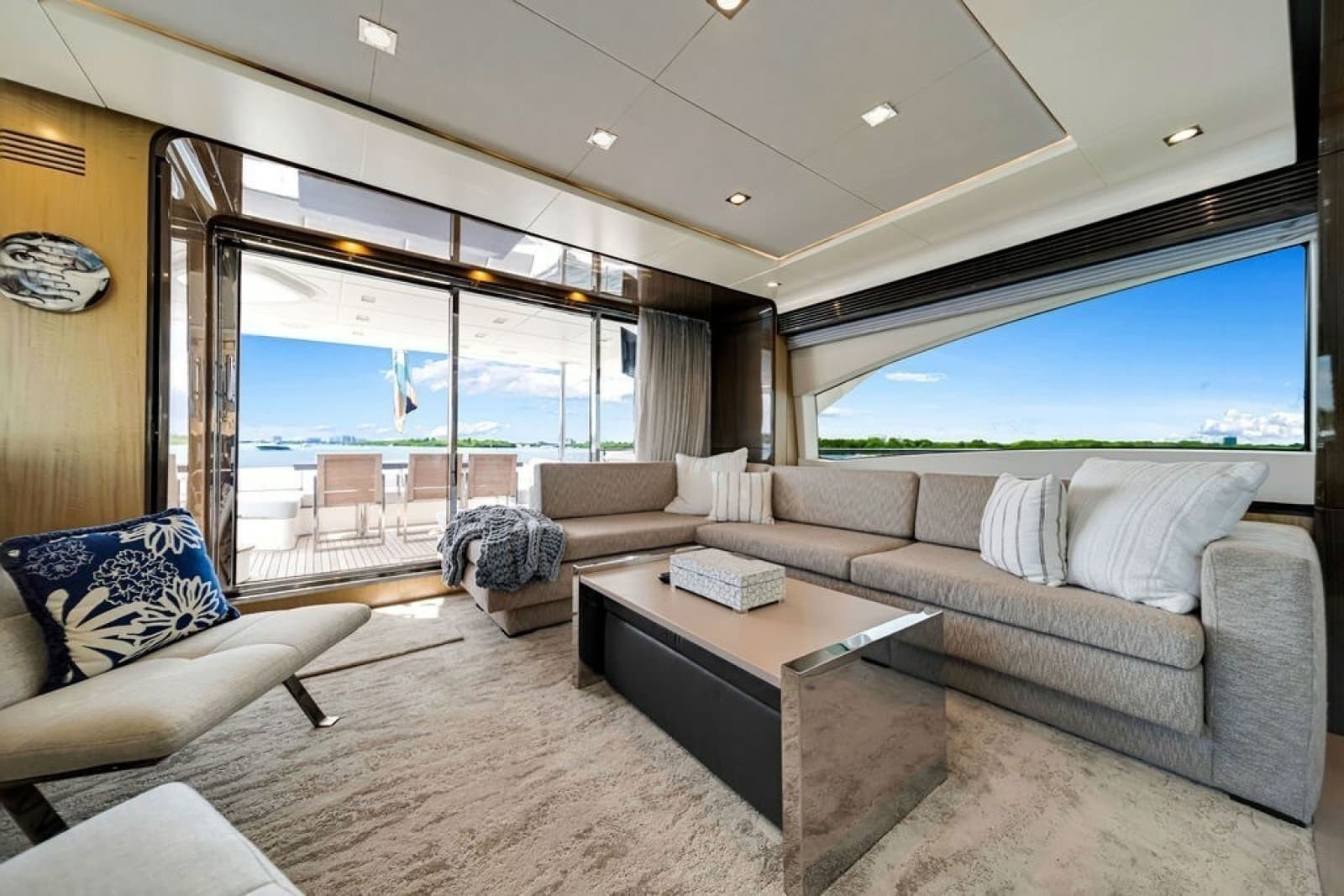 2017 Azimut 84 - Photo 51
