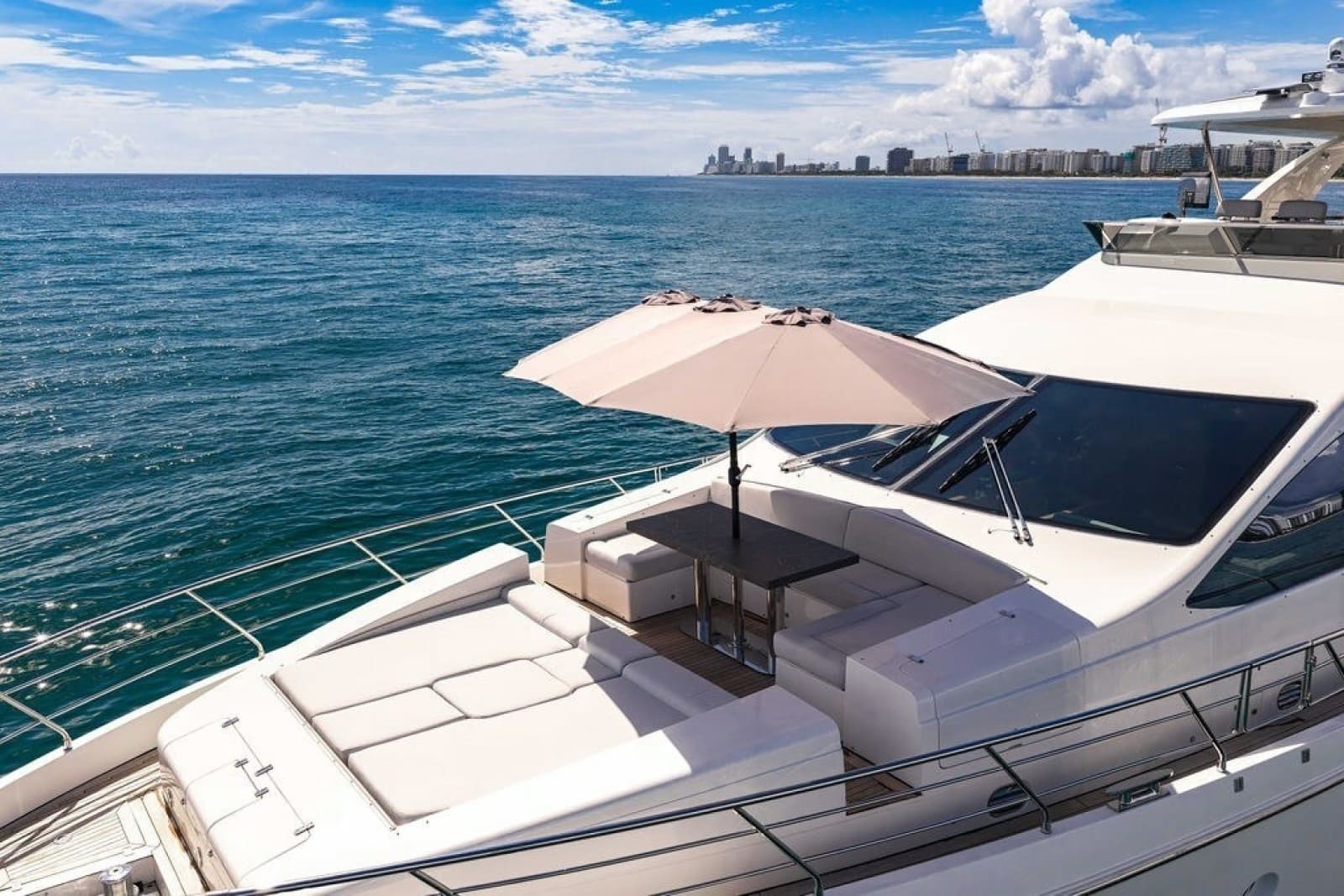 2017 Azimut 84 - Photo 14