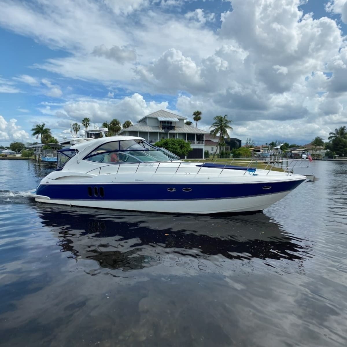 2006 Cruisers Yachts 520 Express - Photo 5