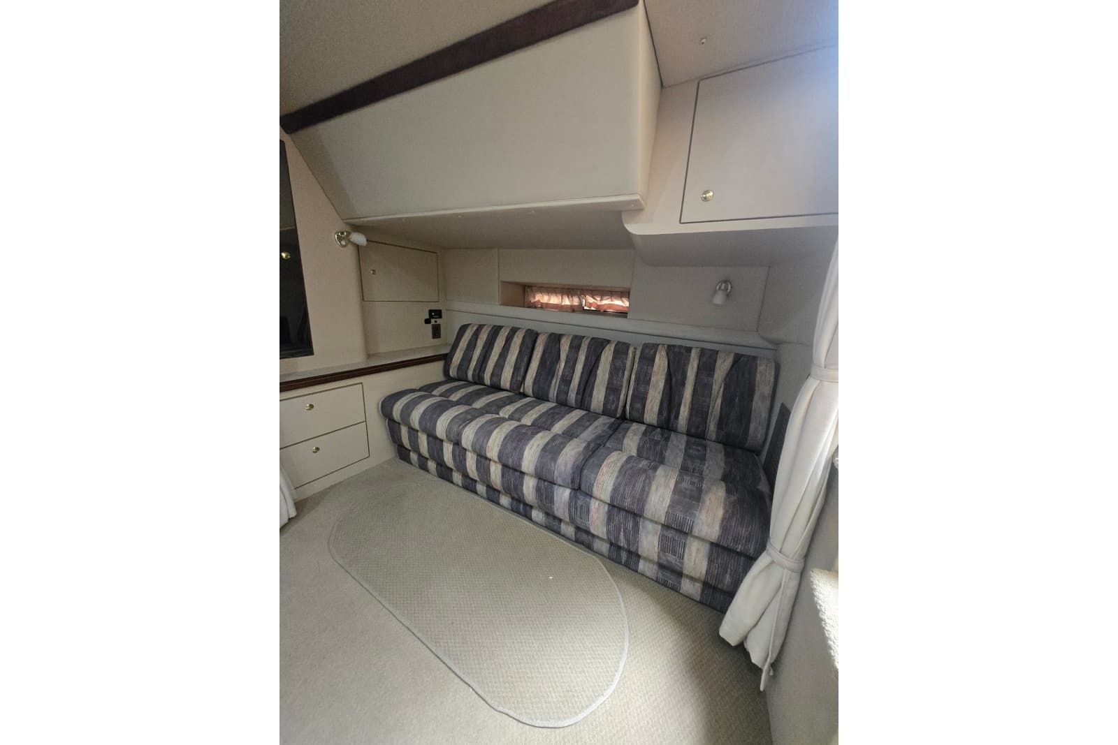 2000 Cruisers Yachts 3575 Express - Photo 12