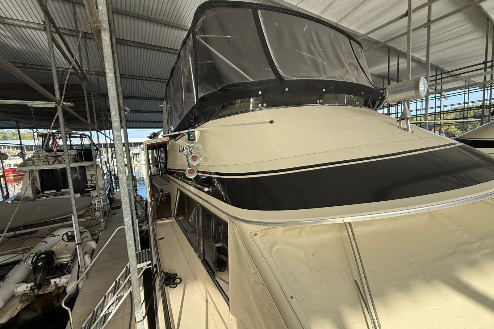 1988 Californian 45 Motor Yacht - Photo 8