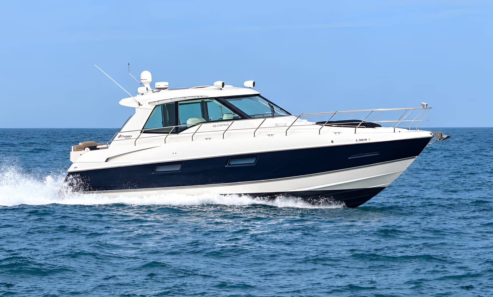 2011 Cruisers Yachts 48 Cantius - Photo 1