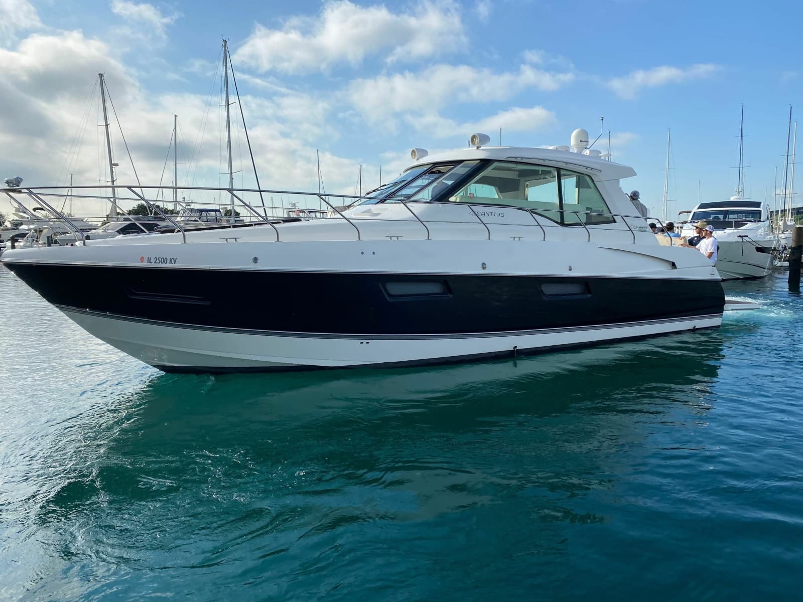 2011 Cruisers Yachts 48 Cantius - Photo 2