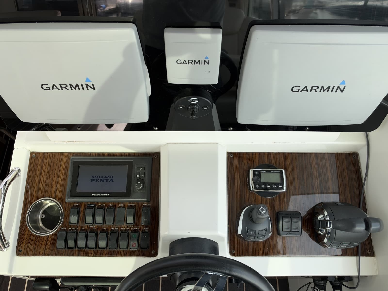 2011 Cruisers Yachts 48 Cantius - Photo 79