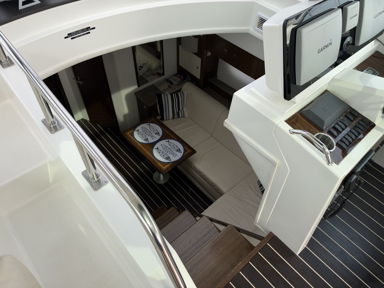 2011 Cruisers Yachts 48 Cantius - Photo 42