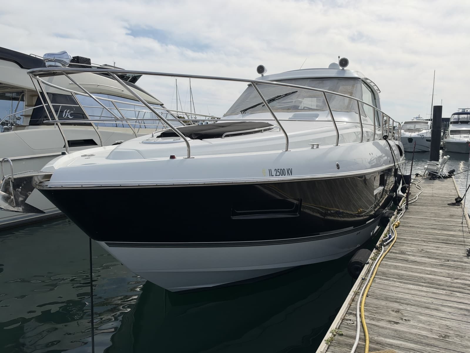 2011 Cruisers Yachts 48 Cantius - Photo 5