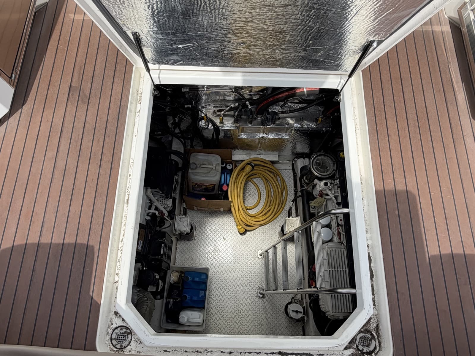 2011 Cruisers Yachts 48 Cantius - Photo 71