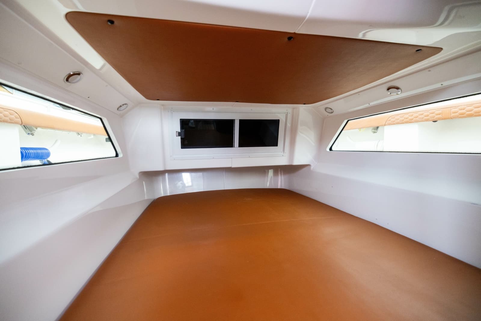2024 Invincible Pilothouse - Photo 35