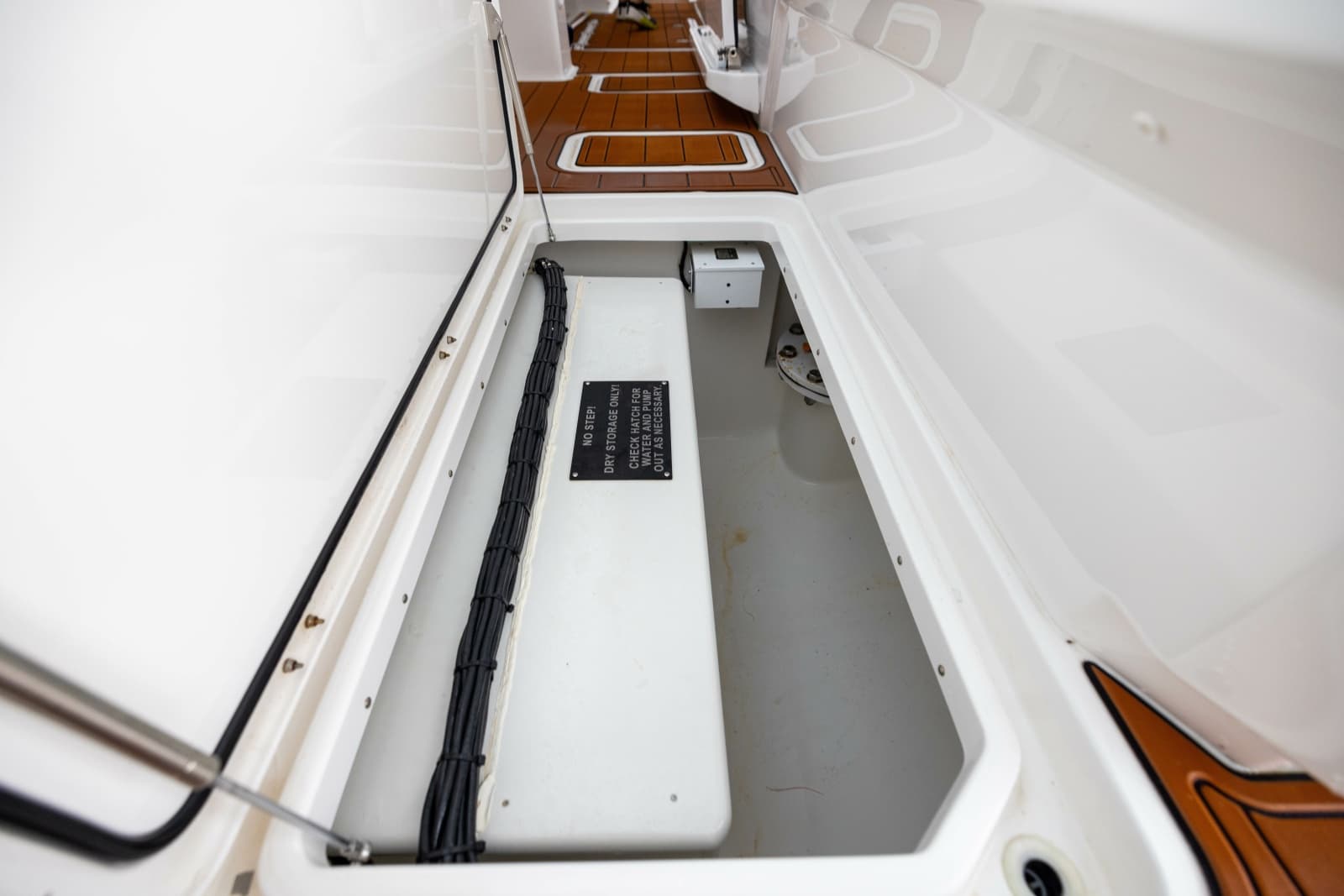 2024 Invincible Pilothouse - Photo 54