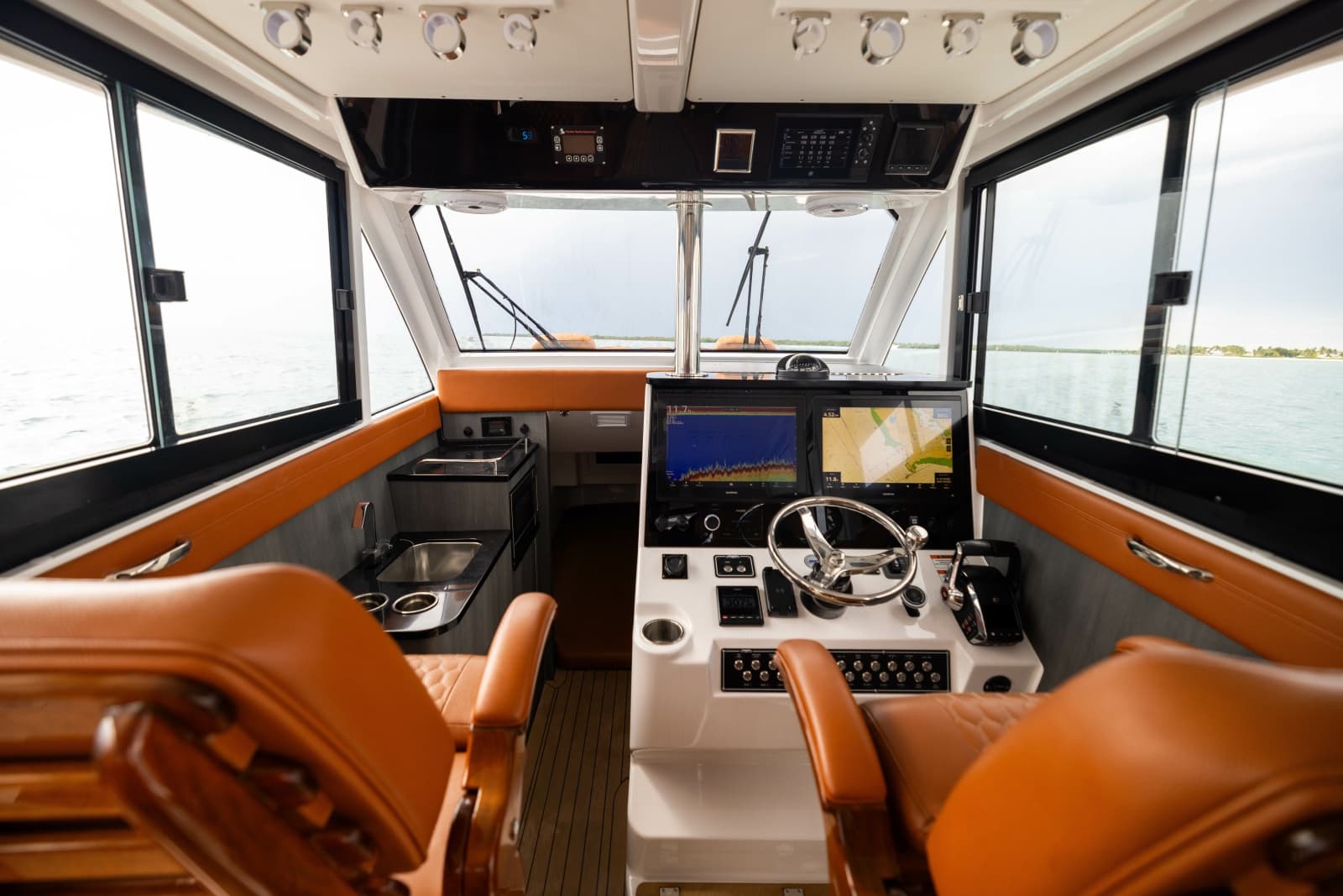 2024 Invincible Pilothouse - Photo 23