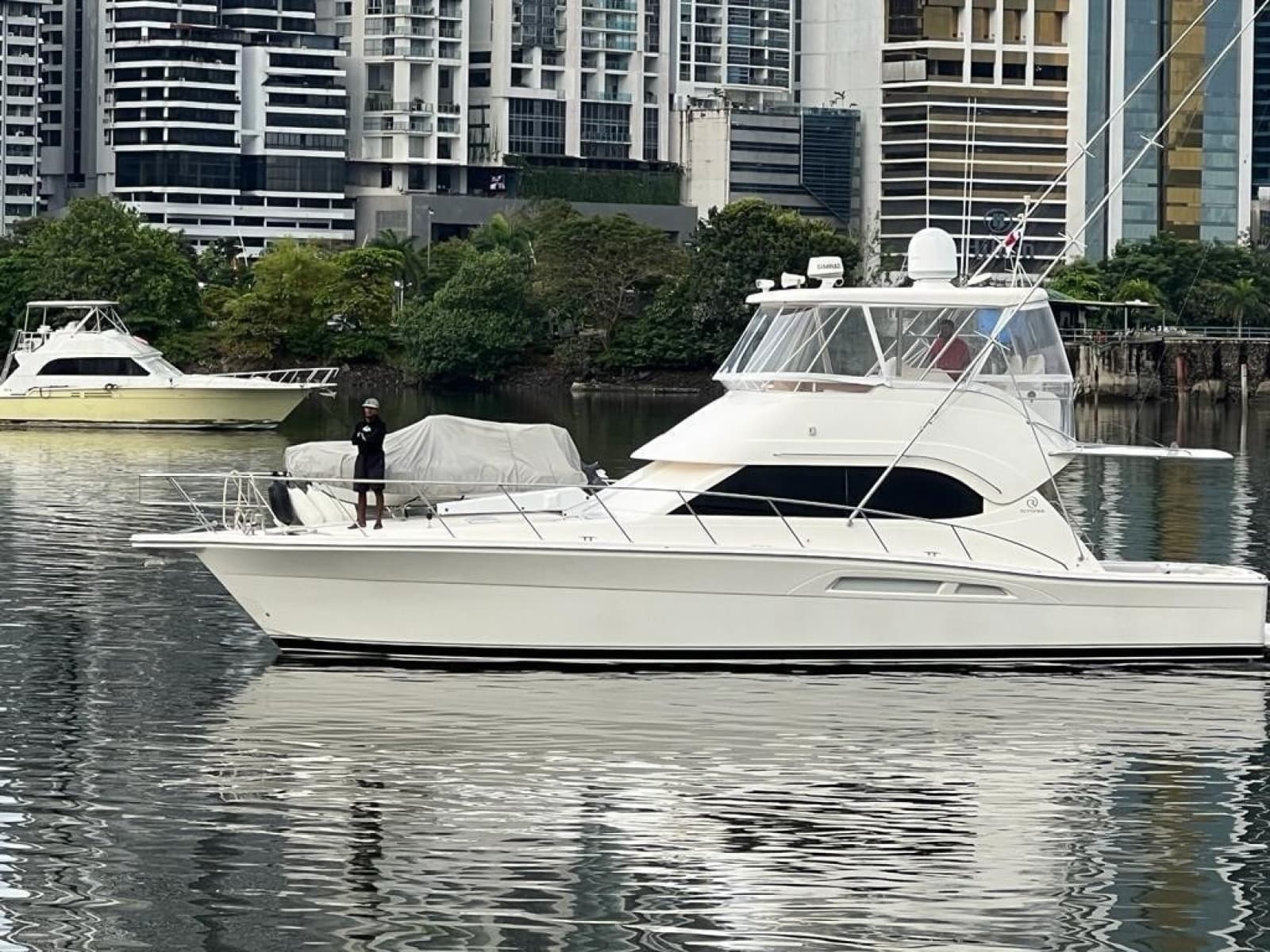 2007 Riviera 47 Open Flybridge Series II - Photo 51