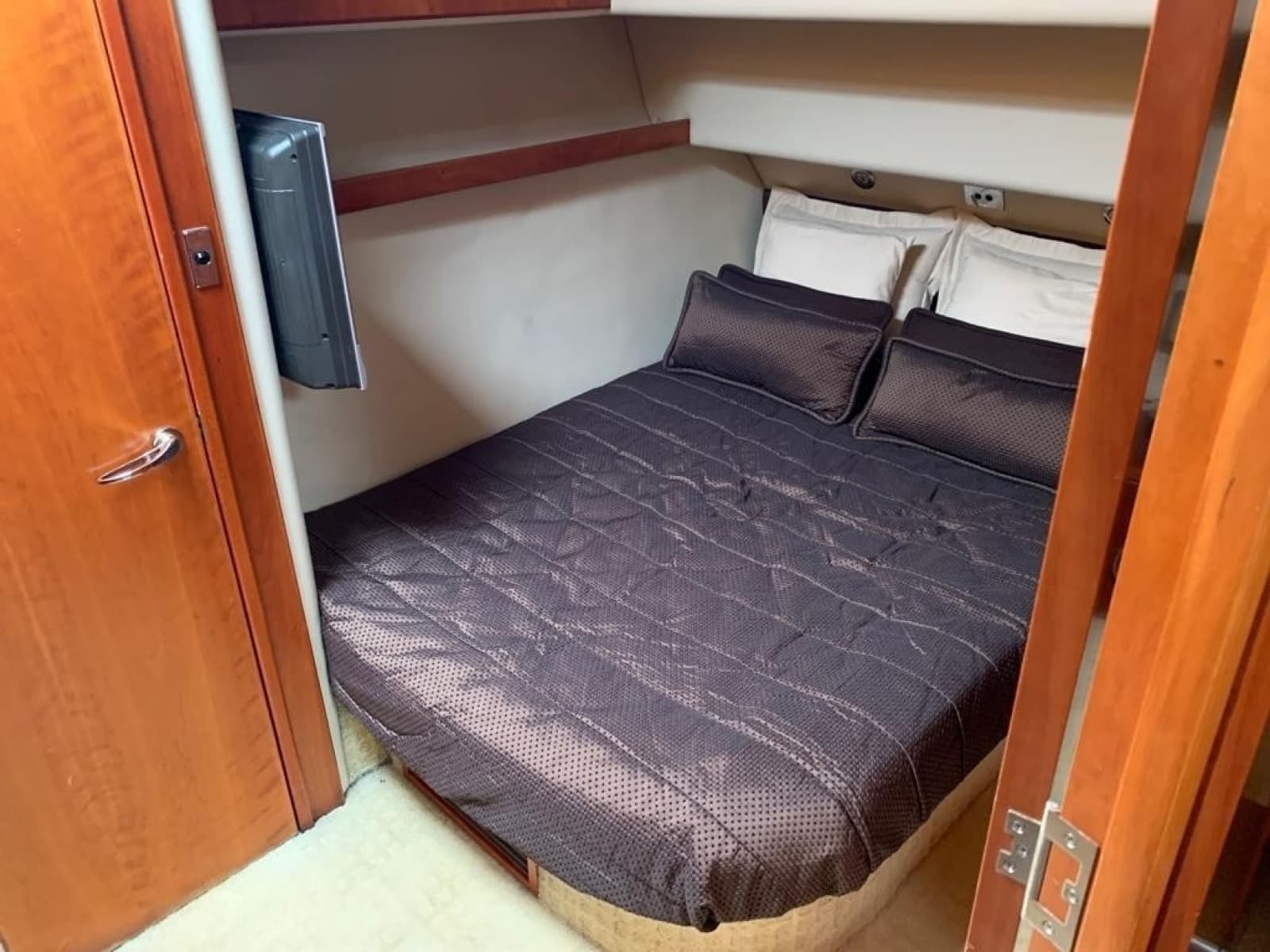2007 Riviera 47 Open Flybridge Series II - Photo 61