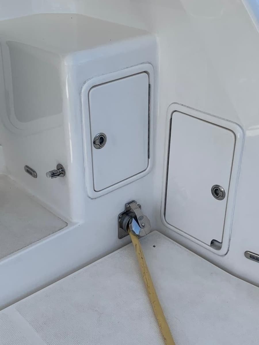 2007 Riviera 47 Open Flybridge Series II - Photo 24