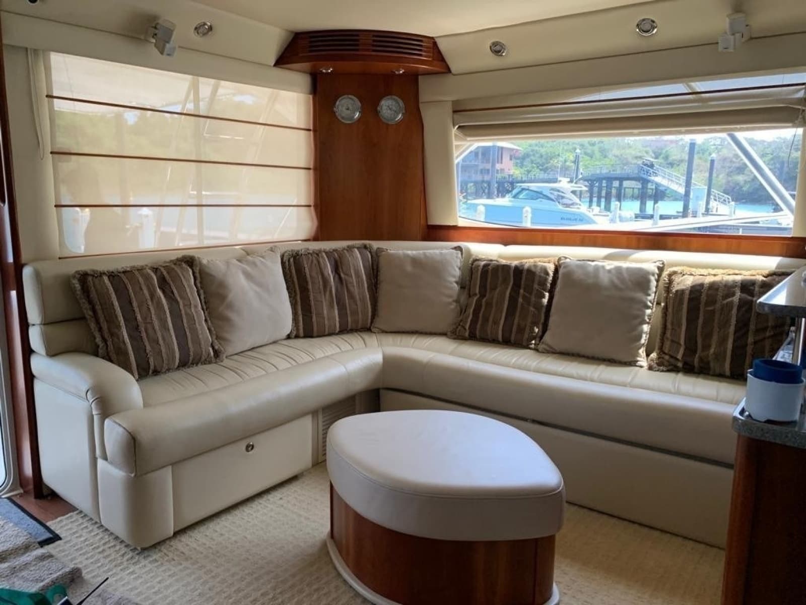 2007 Riviera 47 Open Flybridge Series II - Photo 7