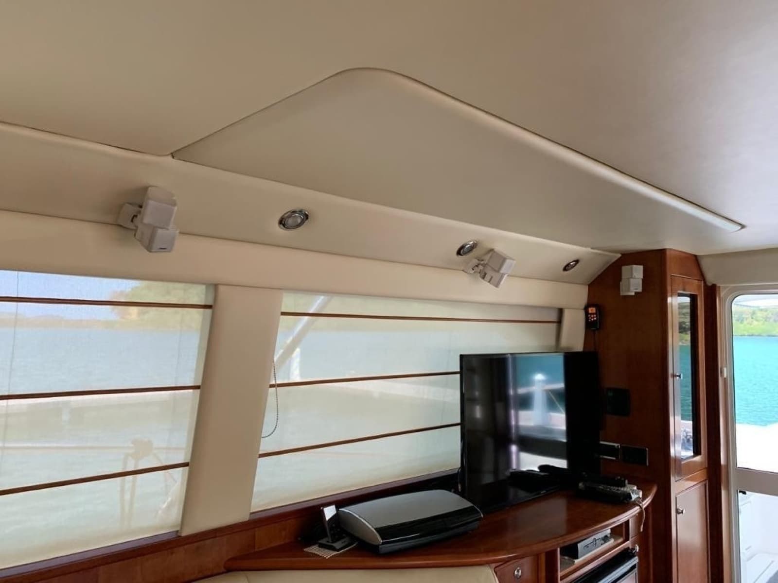 2007 Riviera 47 Open Flybridge Series II - Photo 5