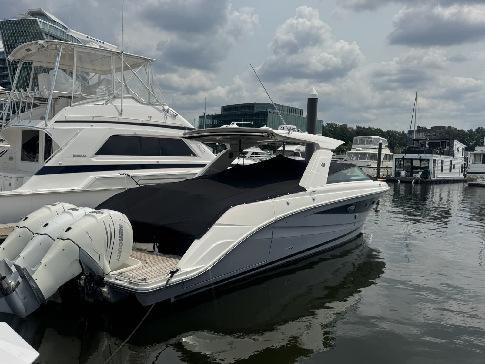 2019 Sea Ray  - Photo 2
