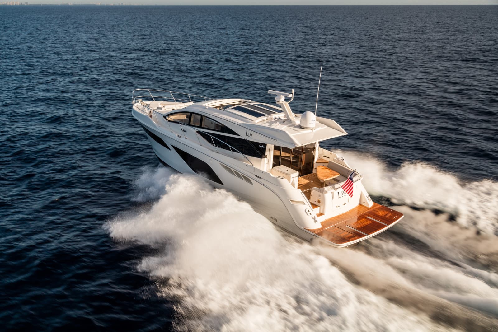 2018 Sea Ray L550 - Photo 2