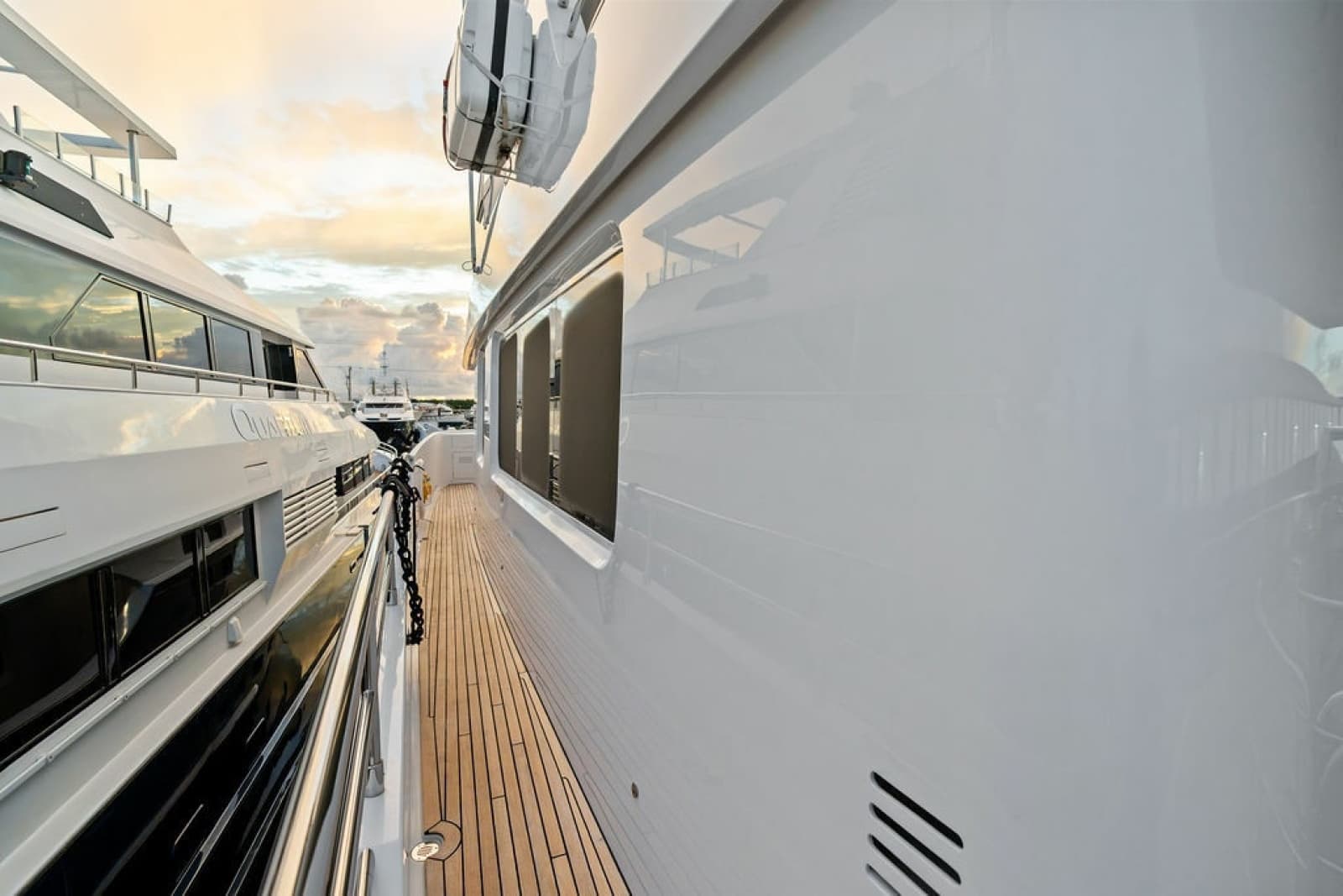 2017 Nordhavn  - Photo 24