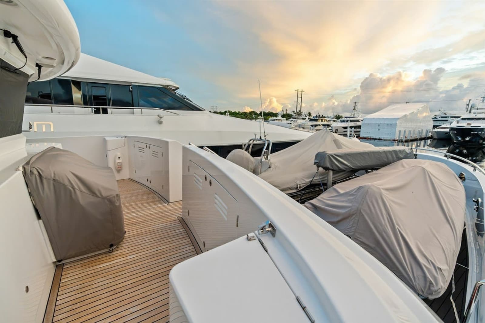 2017 Nordhavn  - Photo 29