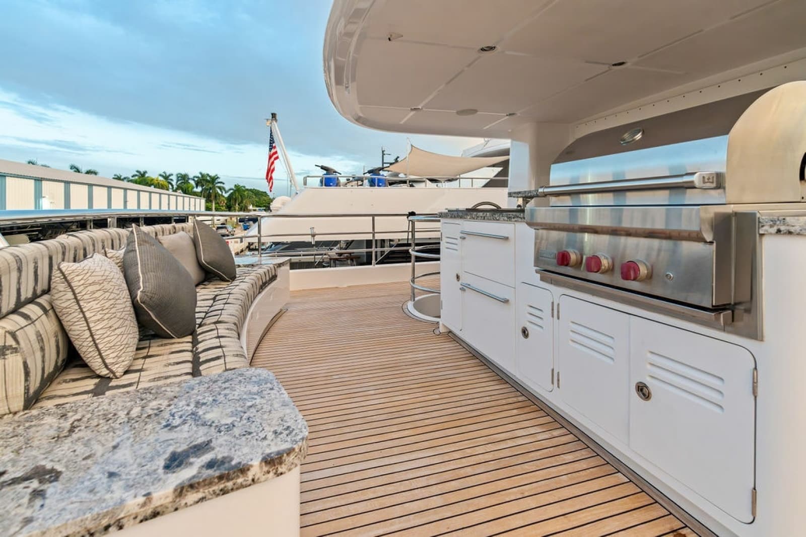 2017 Nordhavn  - Photo 21