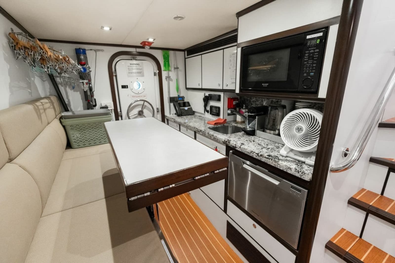 2017 Nordhavn  - Photo 94