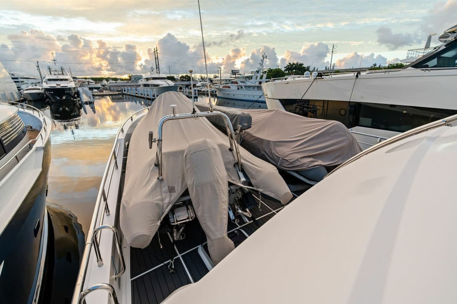2017 Nordhavn  - Photo 26