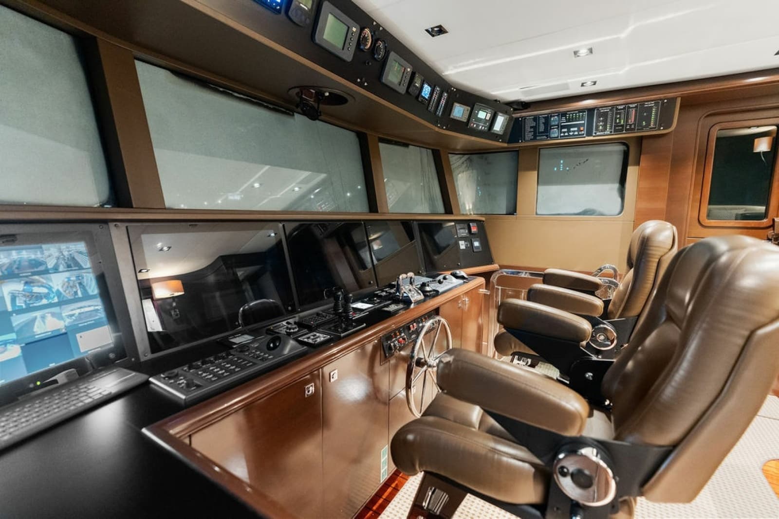 2017 Nordhavn  - Photo 57