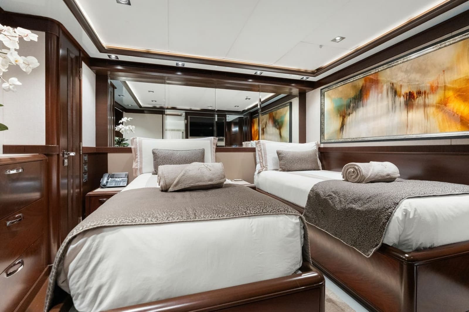 2017 Nordhavn  - Photo 78
