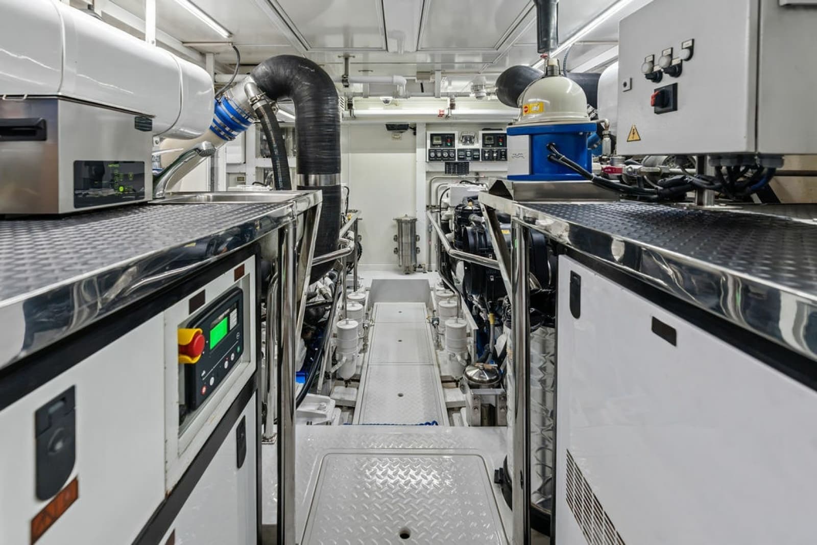 2017 Nordhavn  - Photo 100