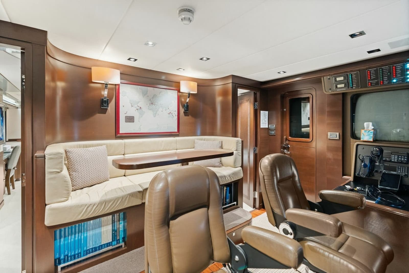 2017 Nordhavn  - Photo 58