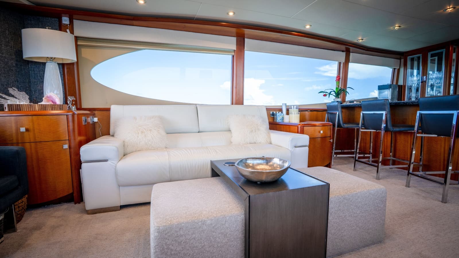 2006 Lazzara Yachts Skylounge - Photo 30