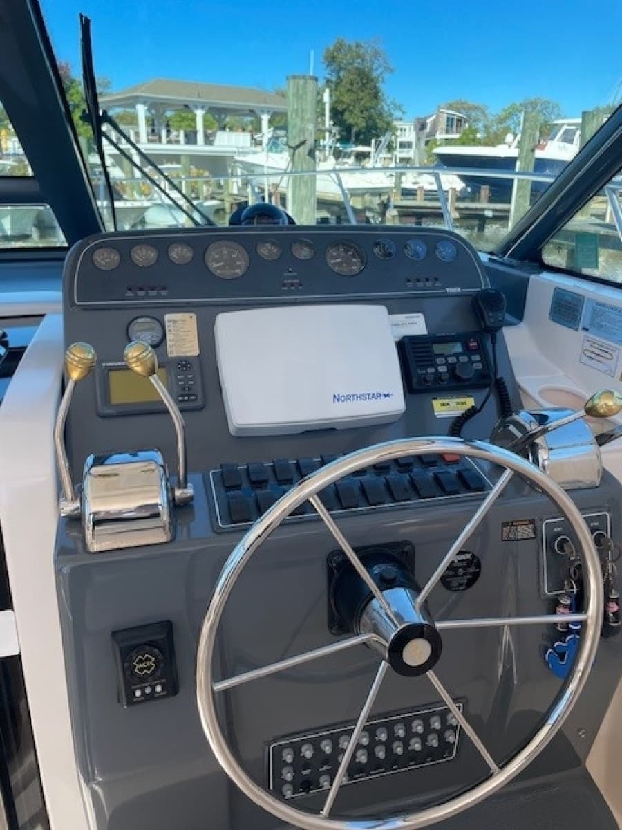 2004 Tiara Yachts 3200 Open - Photo 4
