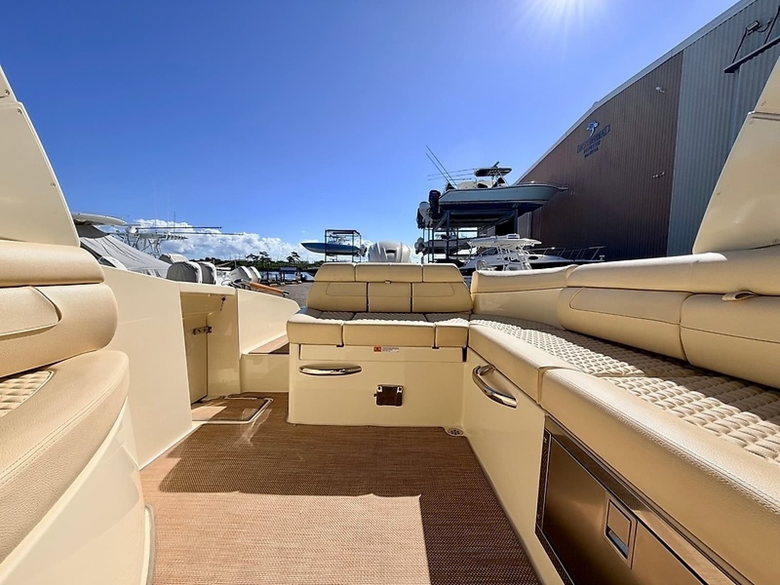 2019 Chris-Craft Launch 28 GT OB - Photo 52