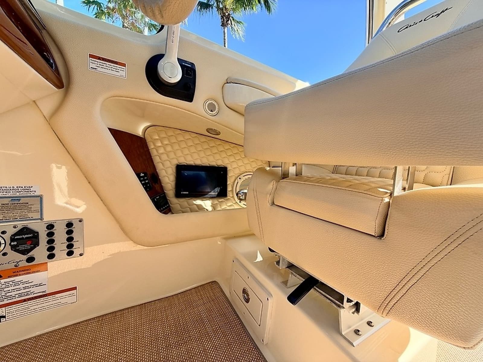 2019 Chris-Craft Launch 28 GT OB - Photo 41