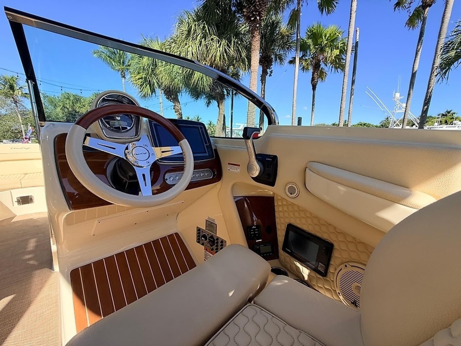 2019 Chris-Craft Launch 28 GT OB - Photo 47
