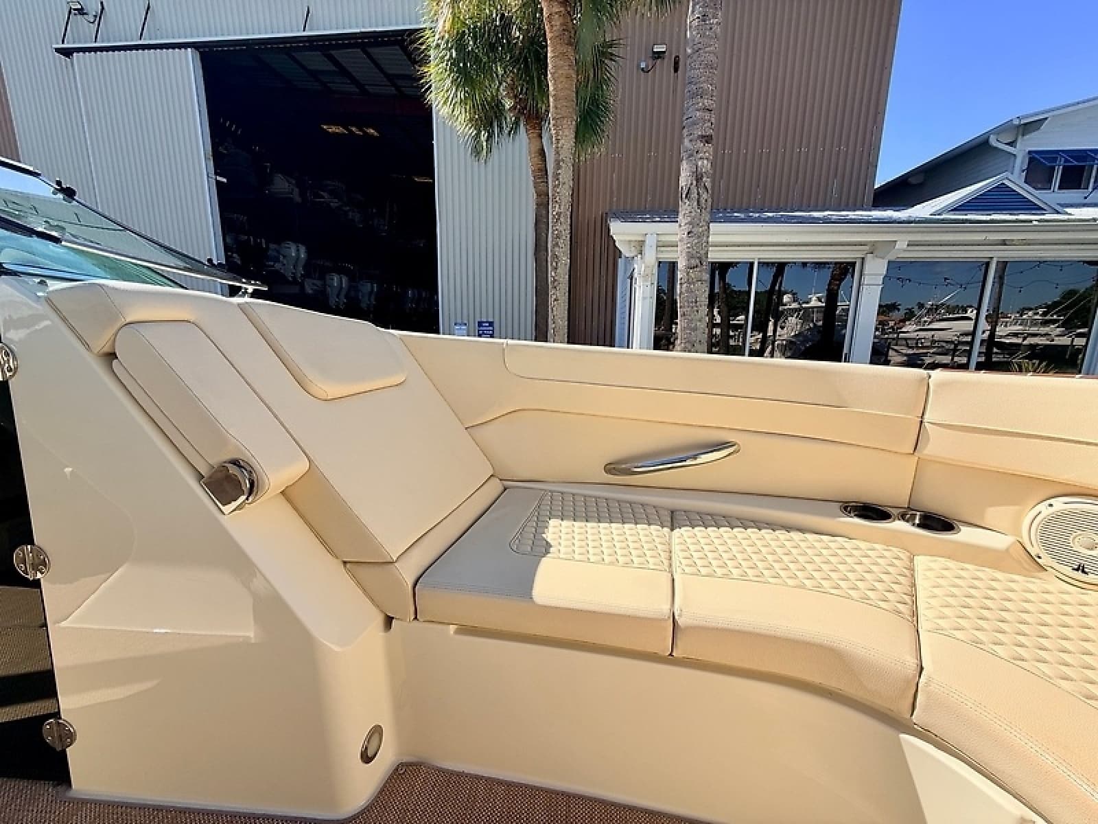 2019 Chris-Craft Launch 28 GT OB - Photo 37
