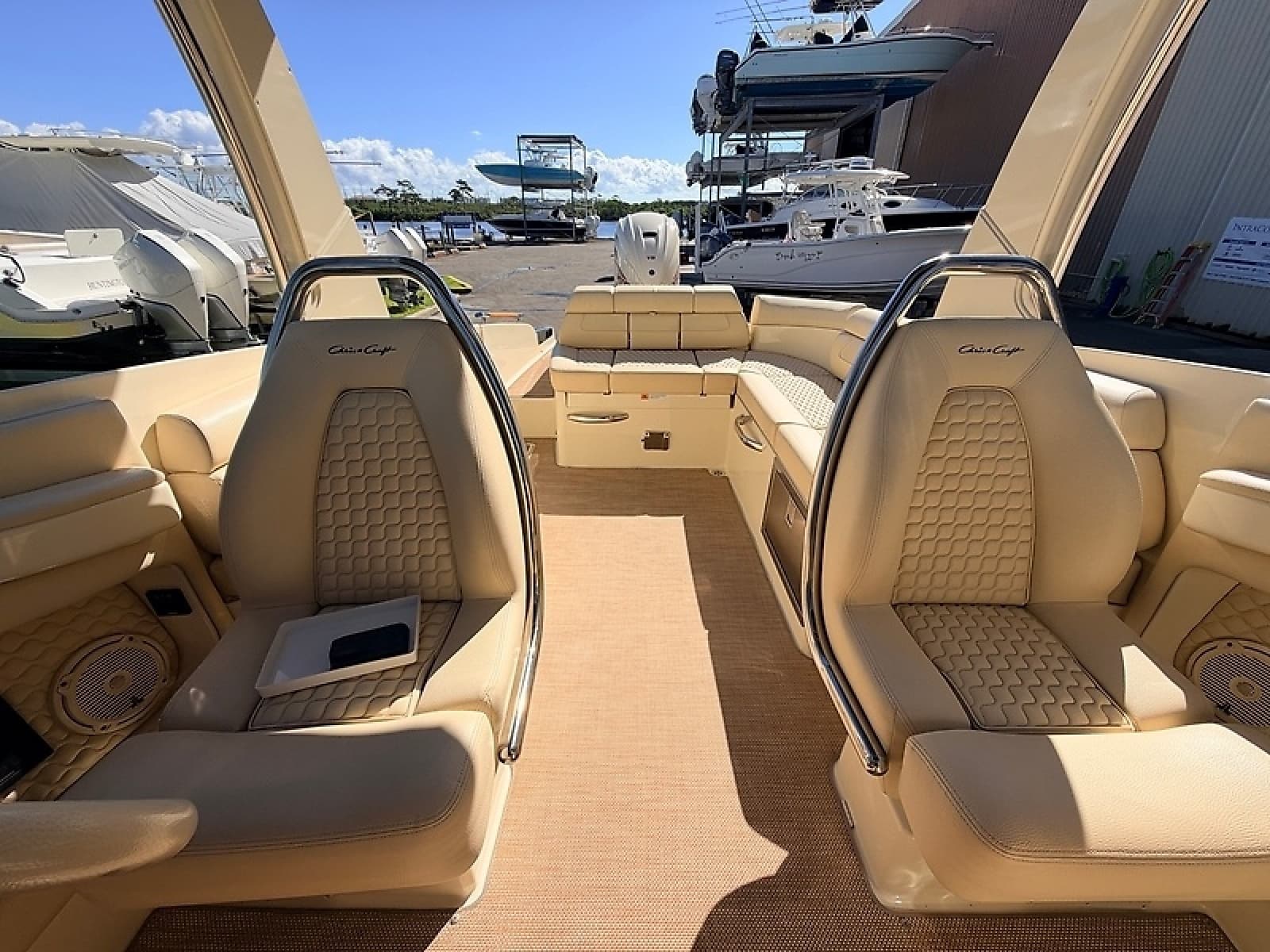 2019 Chris-Craft Launch 28 GT OB - Photo 55