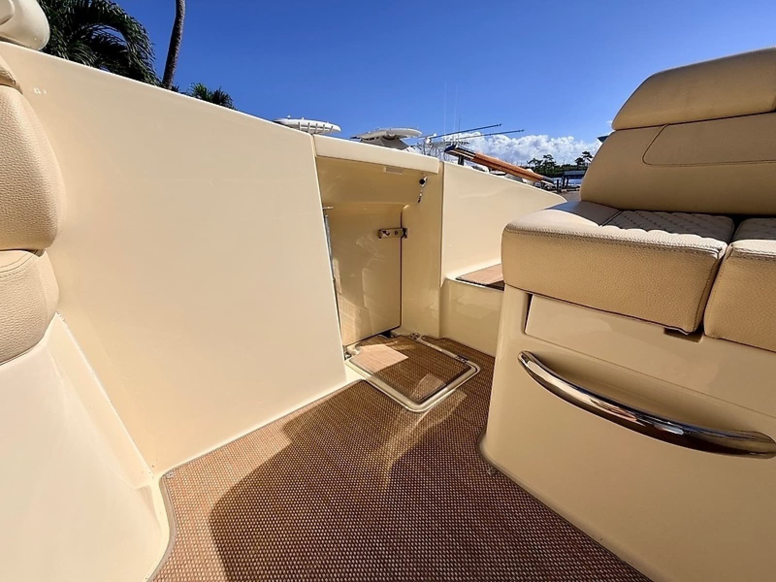 2019 Chris-Craft Launch 28 GT OB - Photo 57