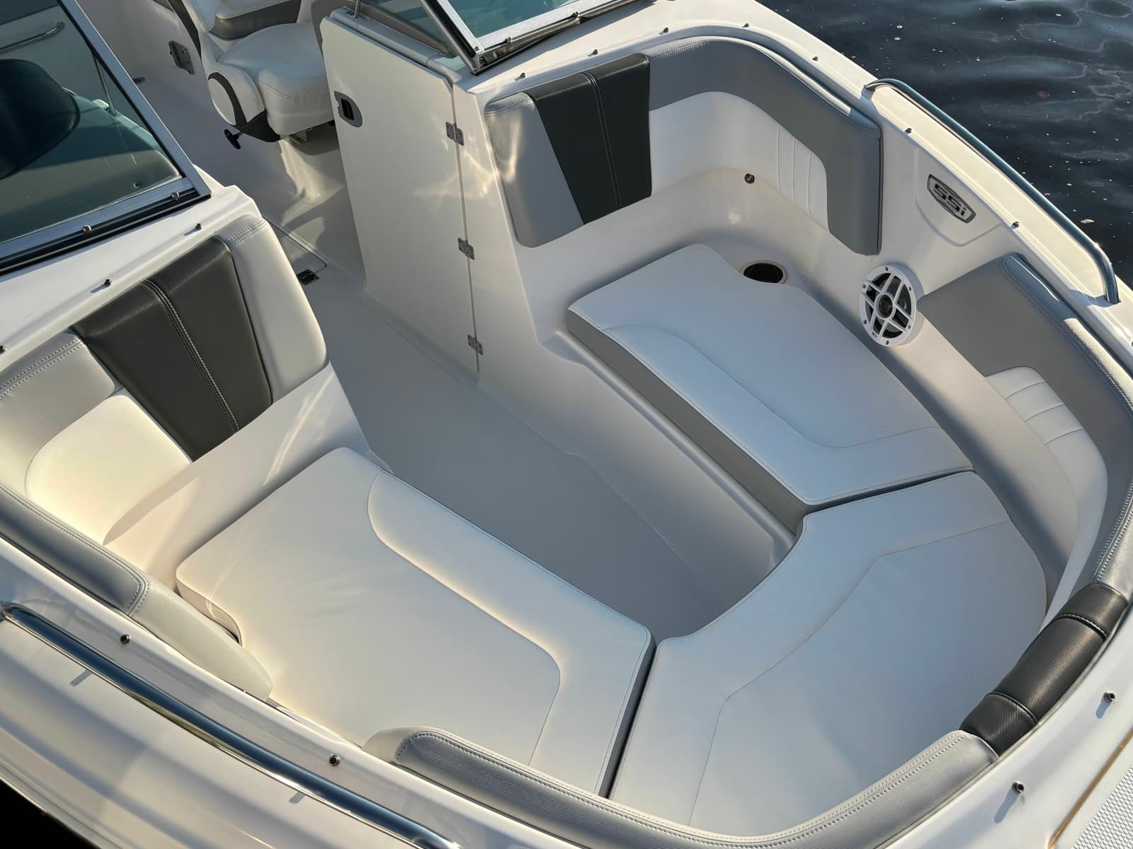 2022 Chaparral  - Photo 6