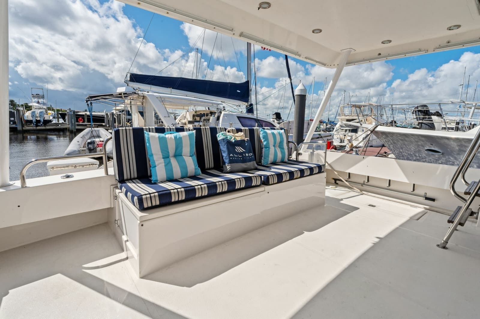 2001 Pacific Mariner 65 - Photo 11