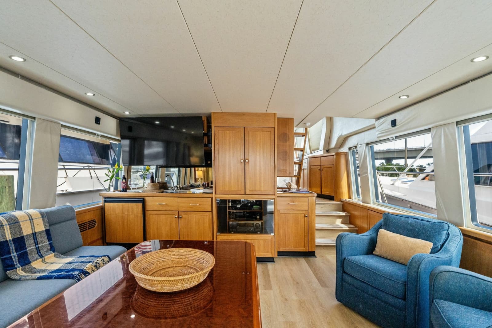 2001 Pacific Mariner 65 - Photo 36