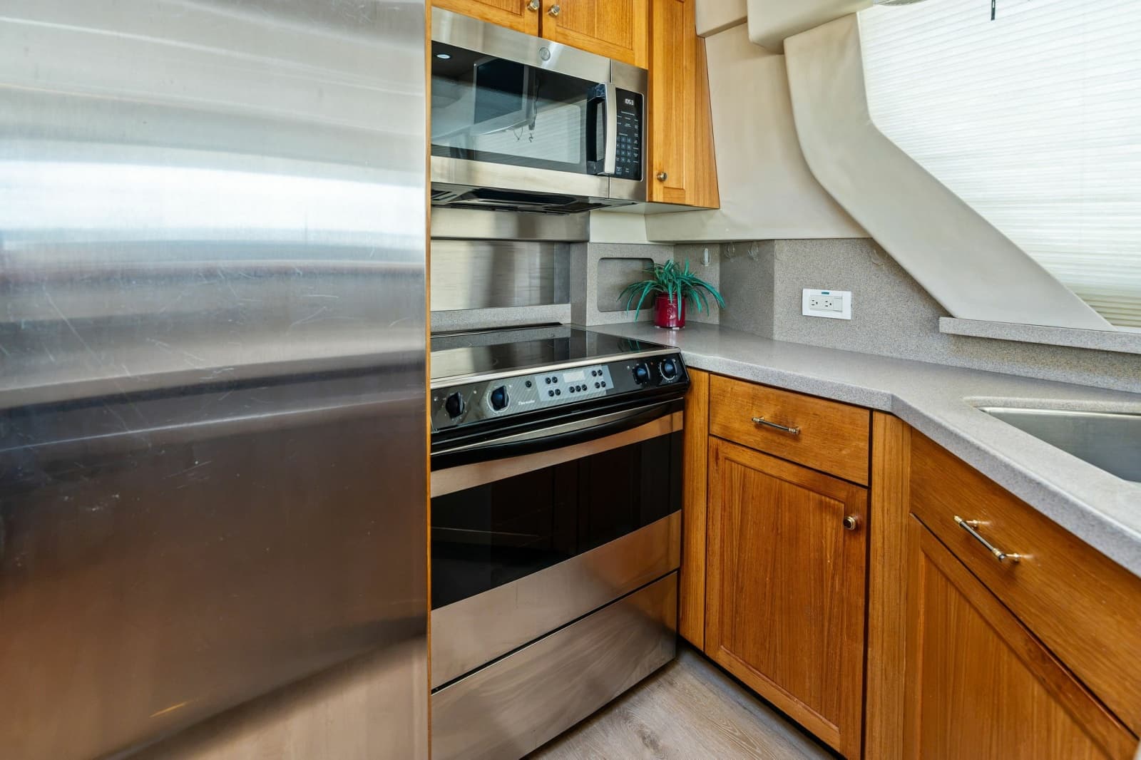2001 Pacific Mariner 65 - Photo 32