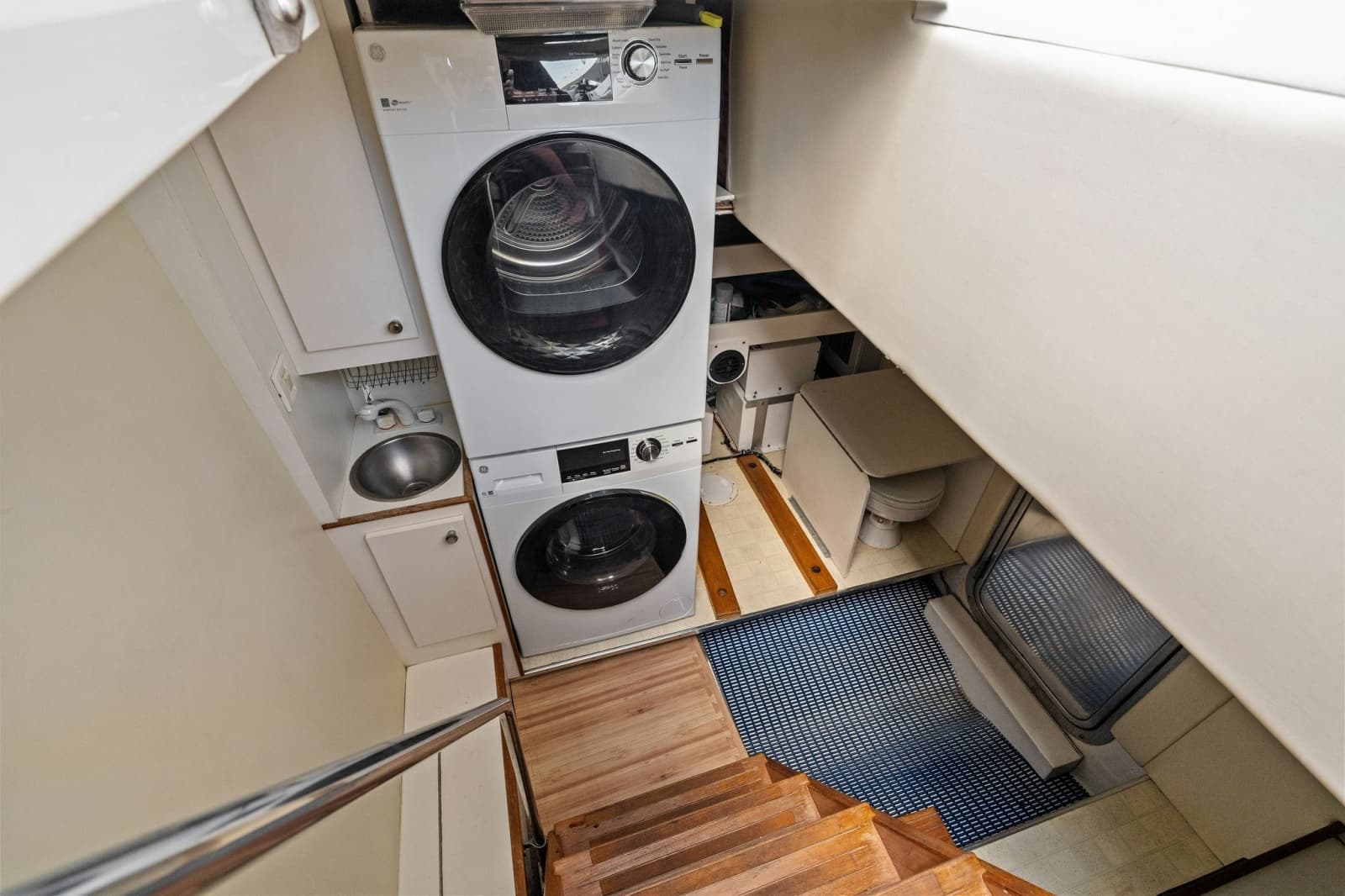 2001 Pacific Mariner 65 - Photo 63
