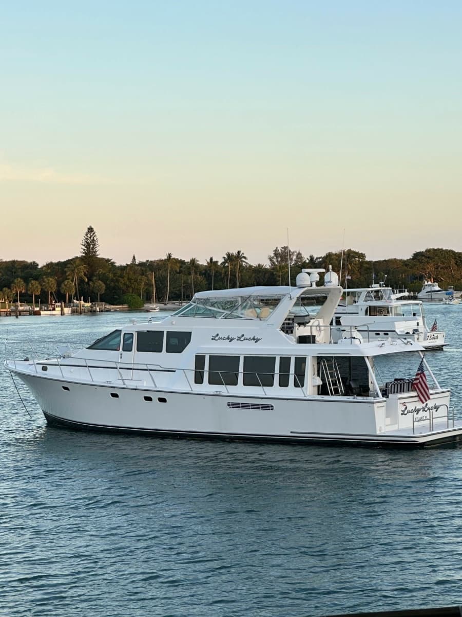 2001 Pacific Mariner 65 - Photo 2