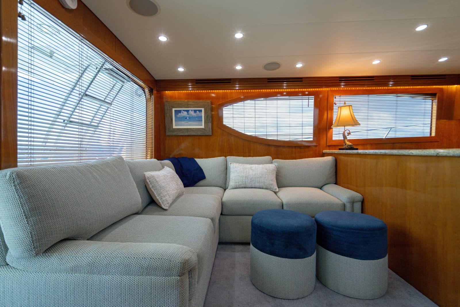 2004 Hatteras 54 Convertible - Photo 70