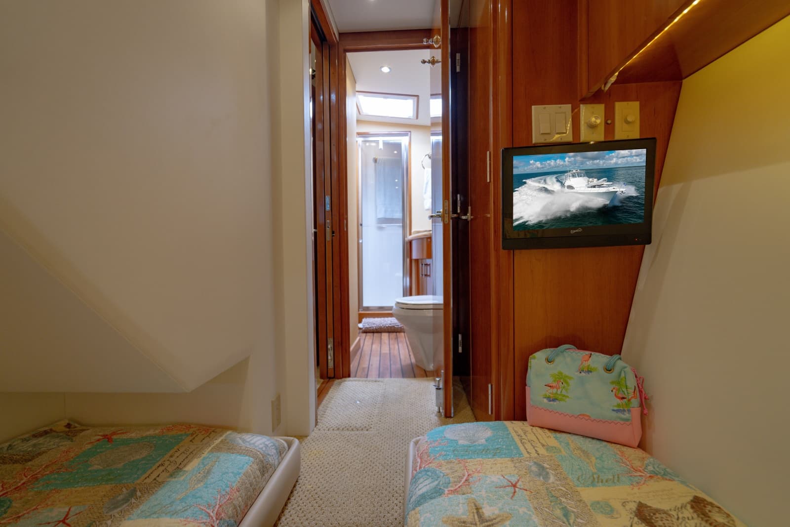 2004 Hatteras 54 Convertible - Photo 105